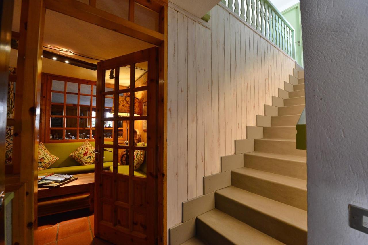 Hotel Petit Dahu - Chambres Et Restaurant Cogne Luaran gambar